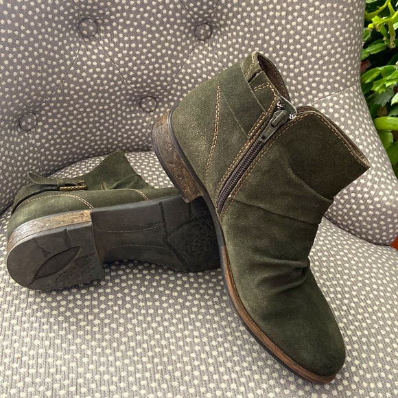 Earth brand ankle booties sz 8.5 - Picture 4 of 4